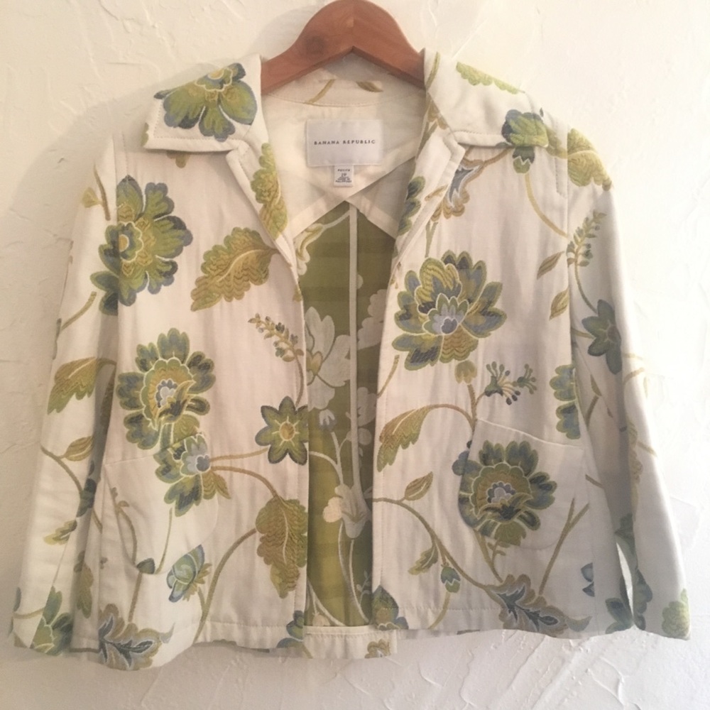 BR EMBROIDERED 3/4 SLEEVE JACKET